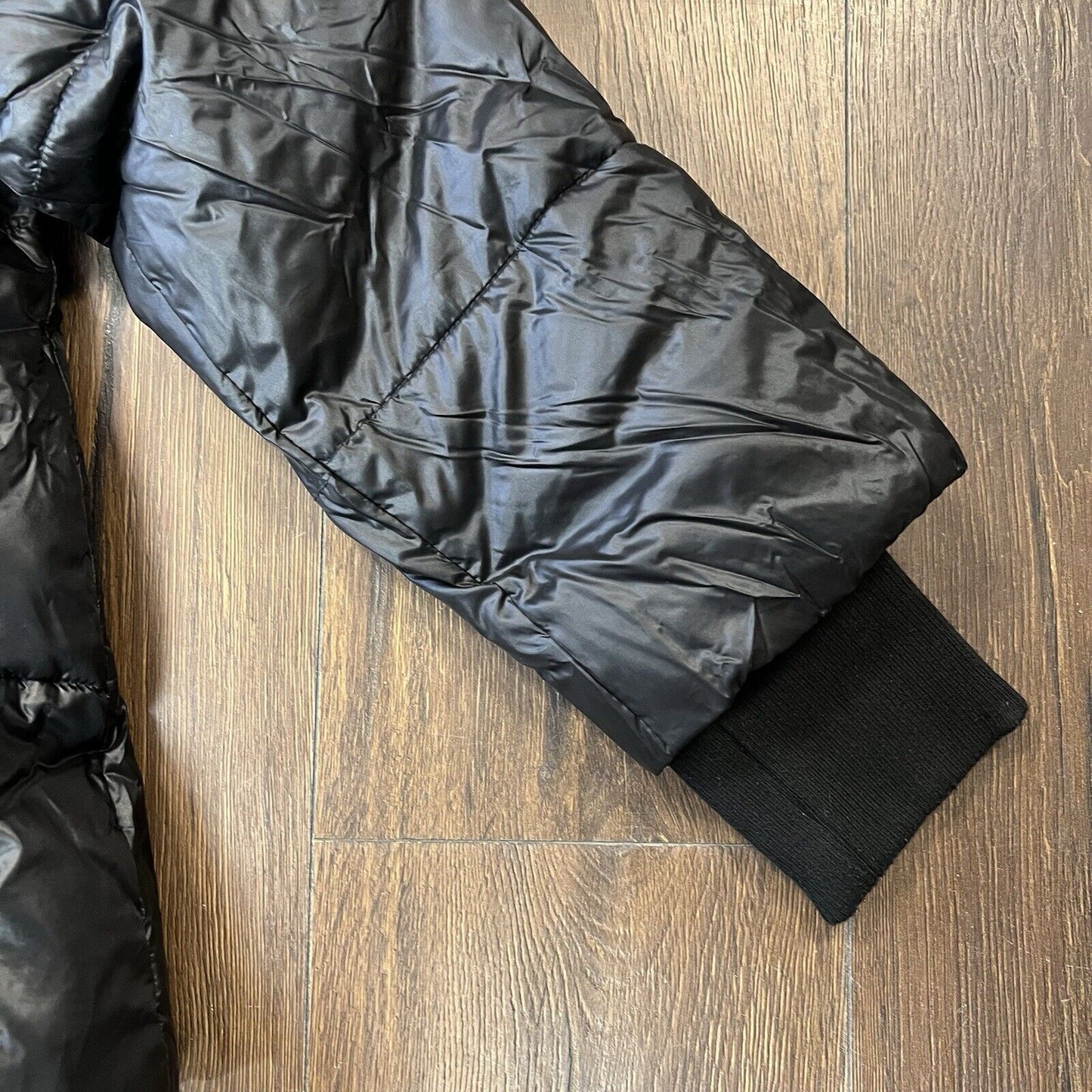 Wownach Black oversized Cropped puffer coat Size Small