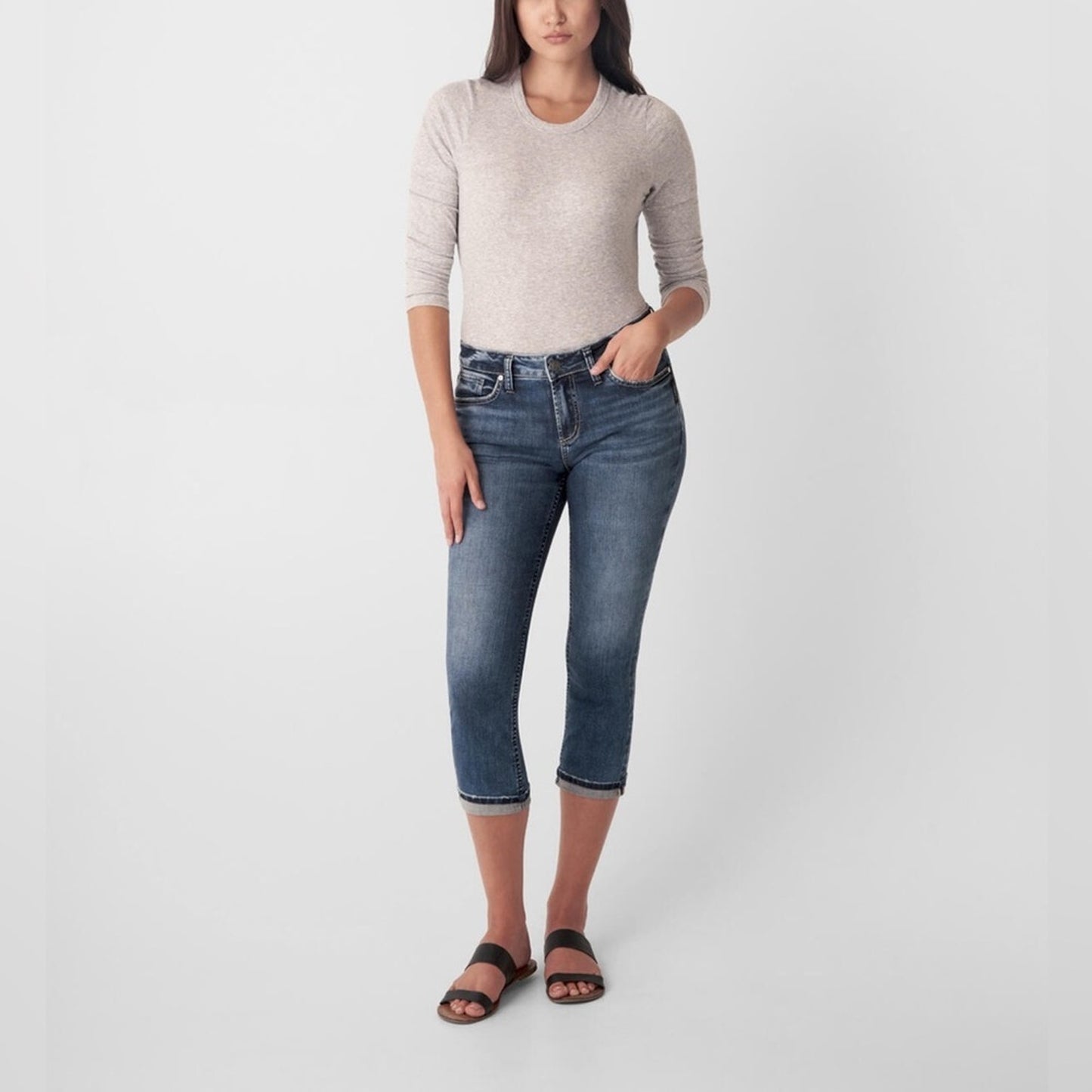 🆕 Silver Jean Elyse Mid Rise Capri SZ 24/00