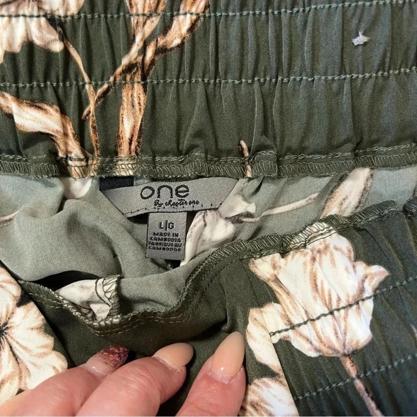 One by Chapter One floral pants SZ LG