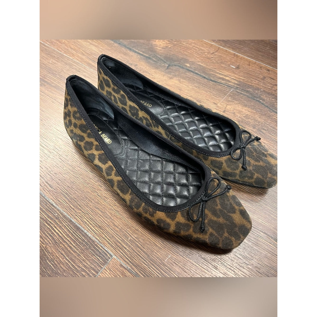 Veronica Beard Veronica Beard Beatrix
Leopard Bow Ballerina Flat SZ 7