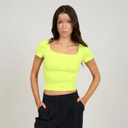 🆕 Second skin Stacy top in sunny lime SZ MED