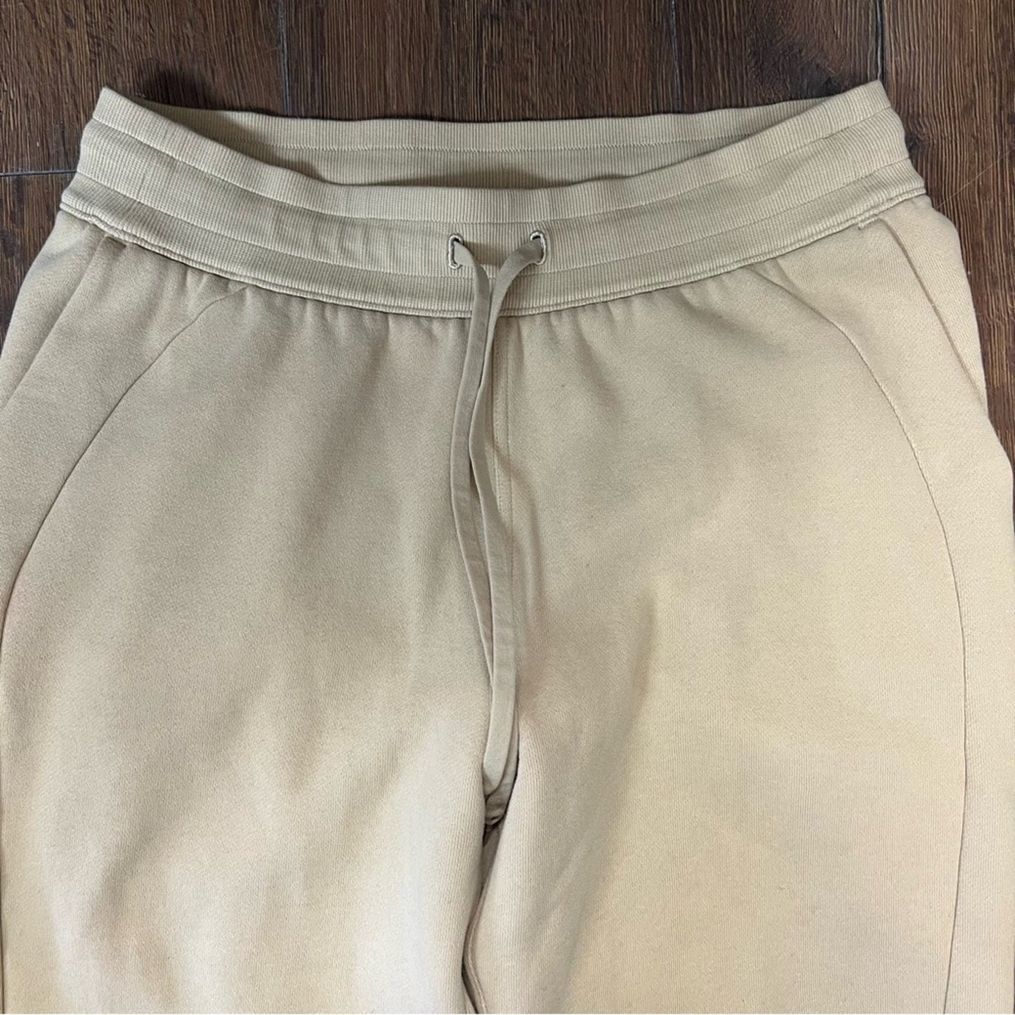 Lululemon Tan Sweatpant Scuba Joggers SZ‎ 10