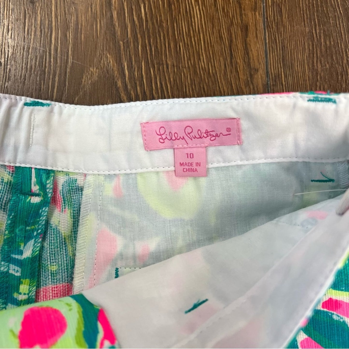 🆕 Boy’s Beaumont shorts in pink sunset guacamole roll SZ 10