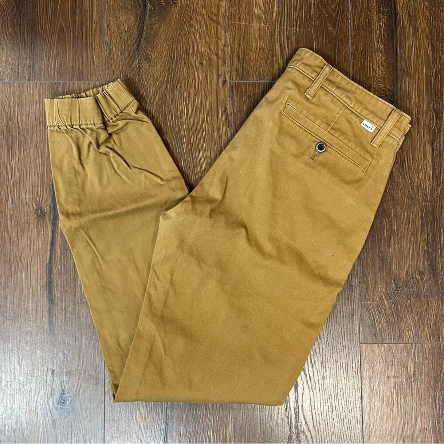 Men’s Levi chino joggers SZ 32/34