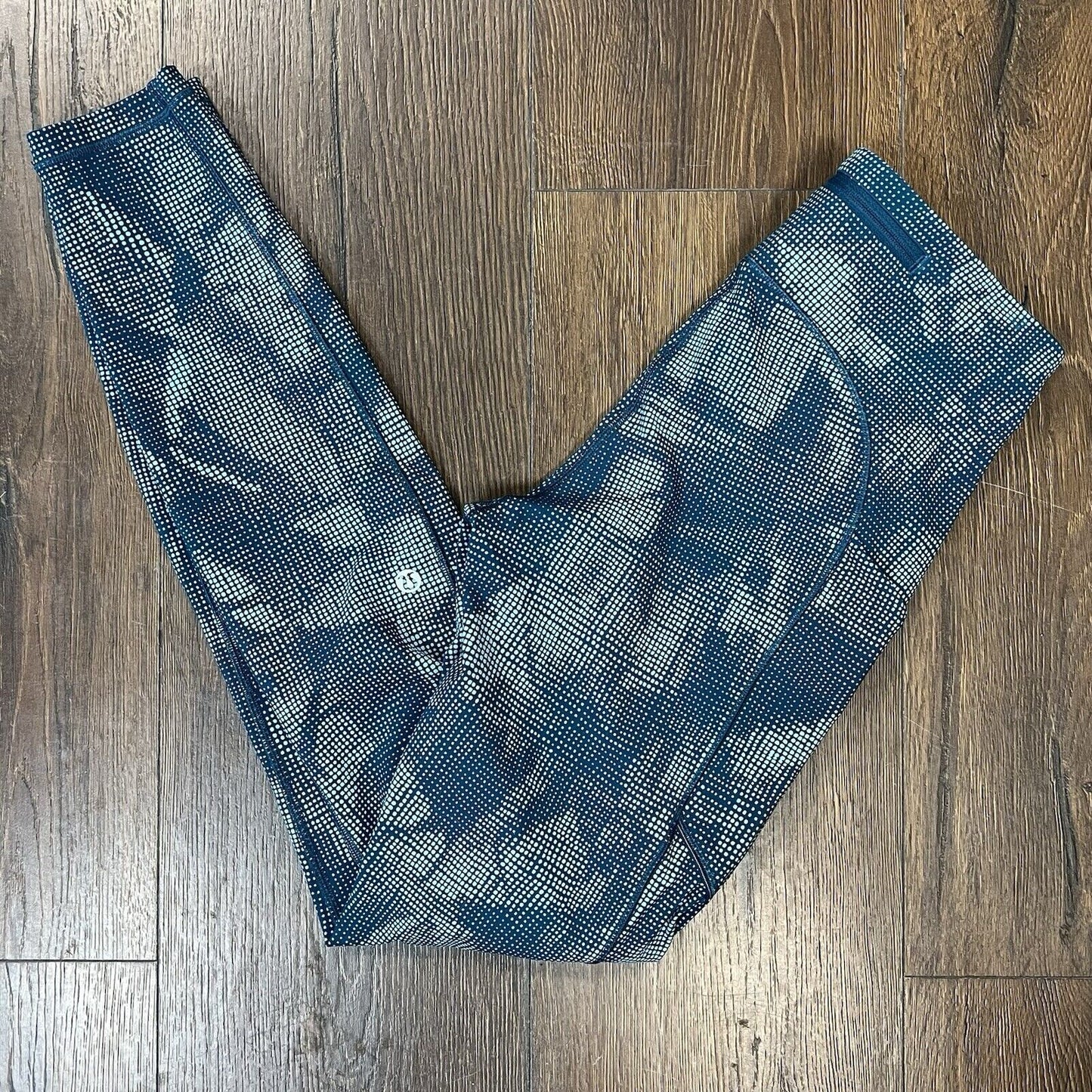 Lululemon Speed Up Tight 28"Illusion Tidal Teal Bermuda Teal SZ 4