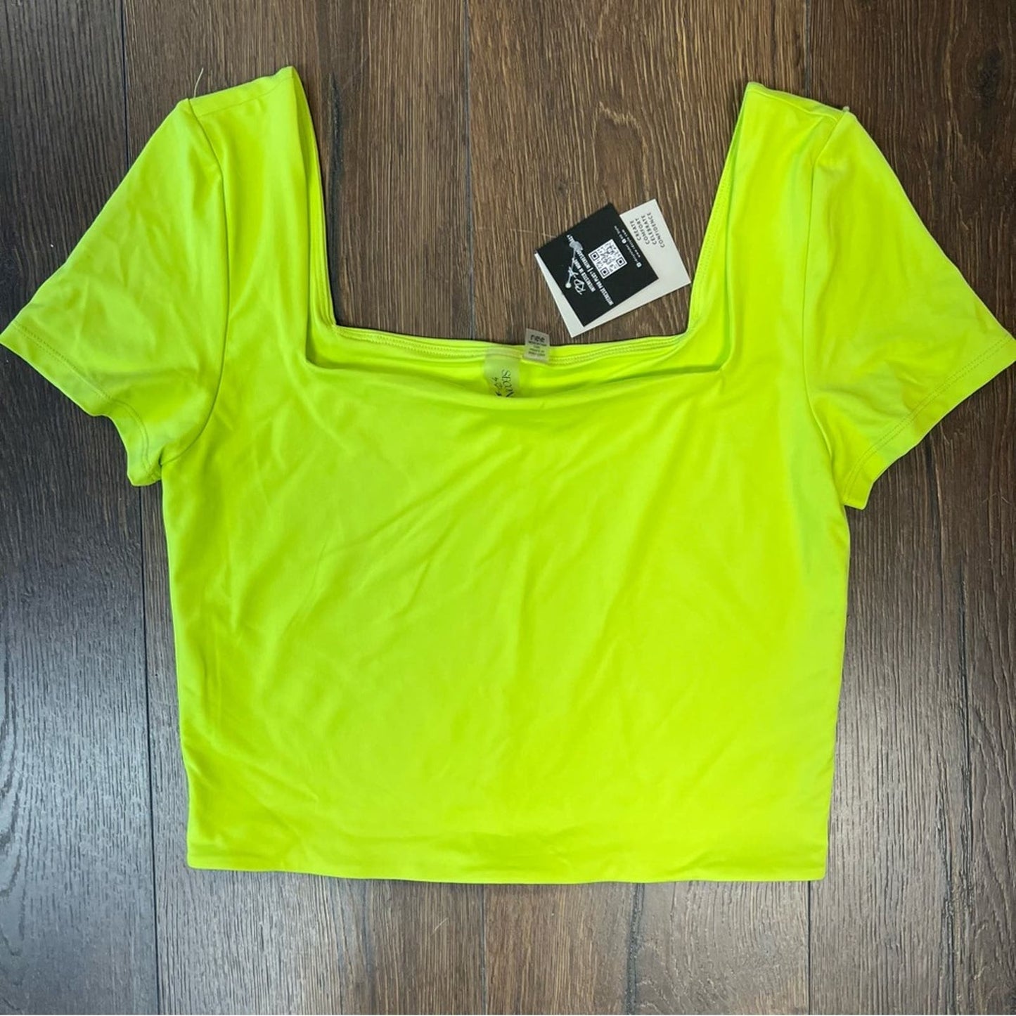 🆕 Second skin Stacy top in sunny lime SZ LG