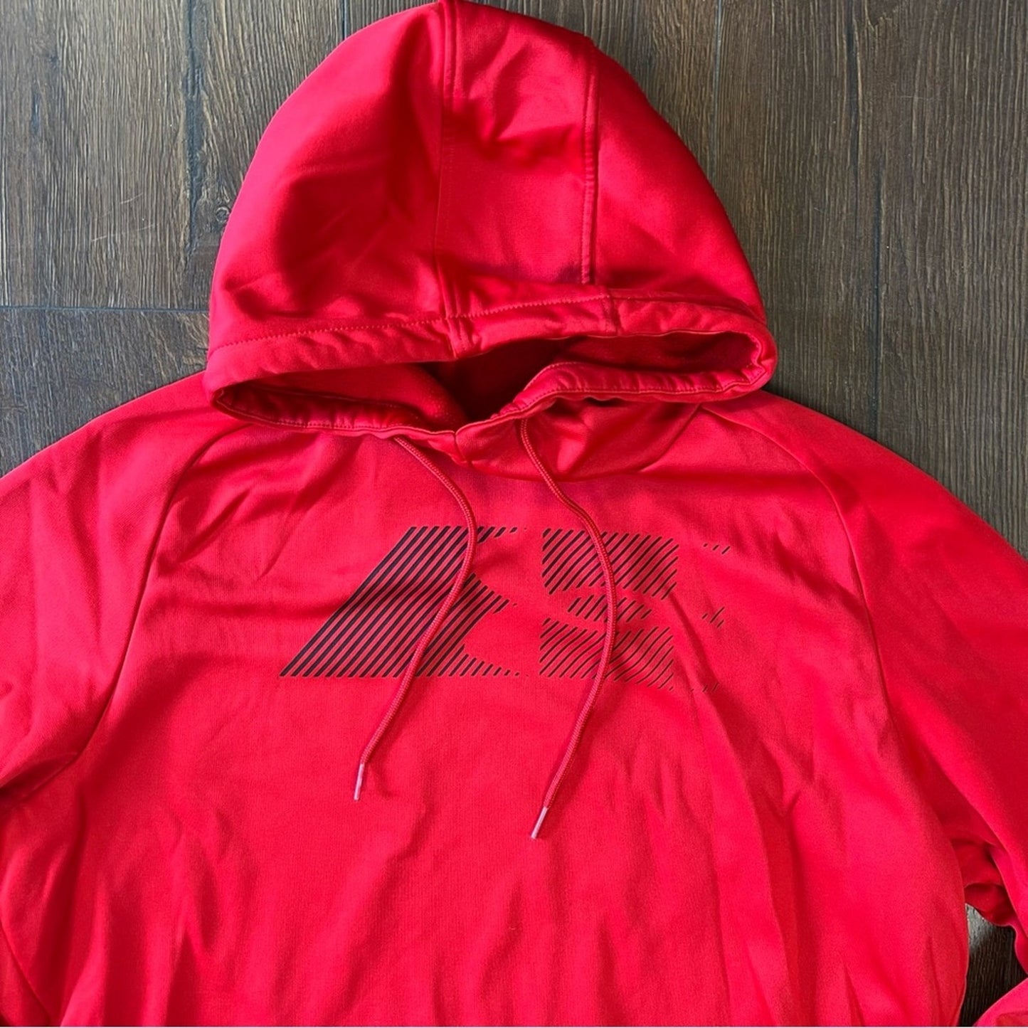 Men’s Under Armour loose fit hoodie SZ LG