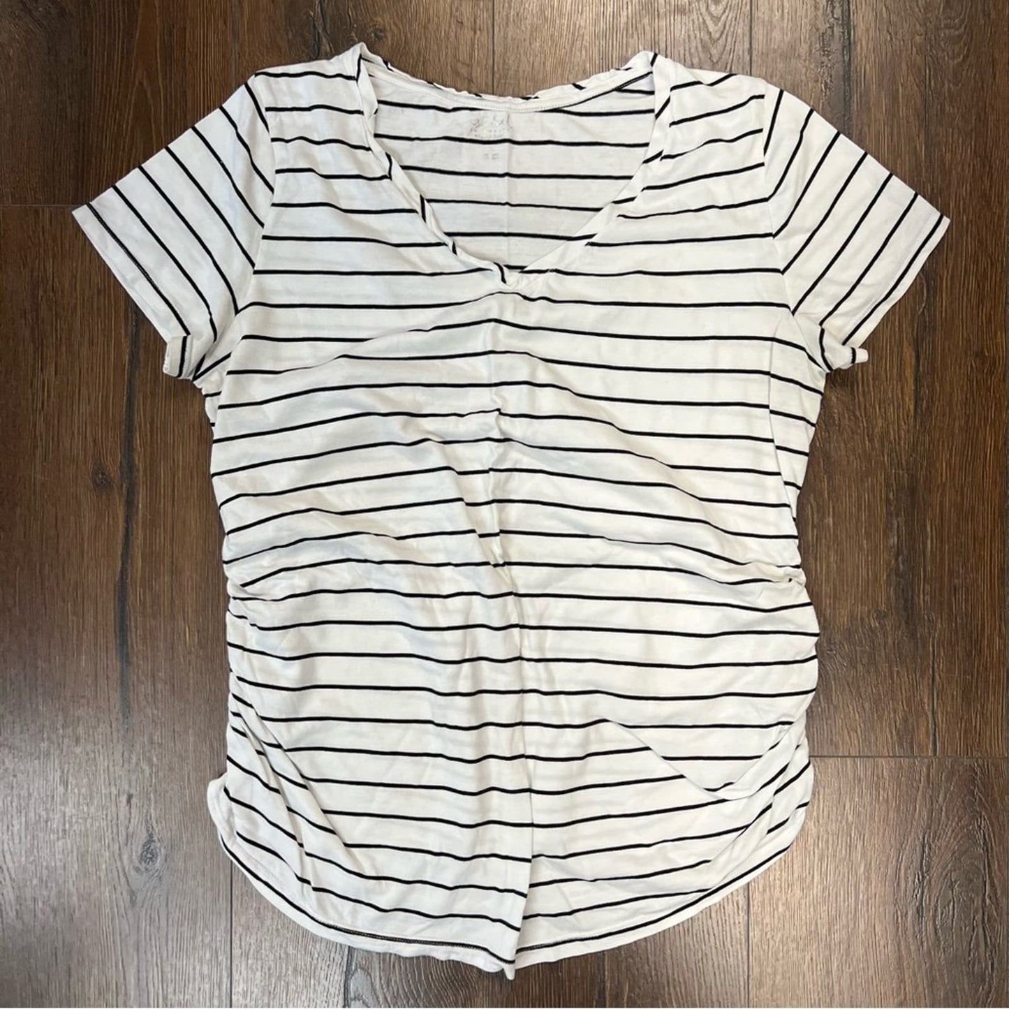 Isabel maternity striped v neck tee SZ XL