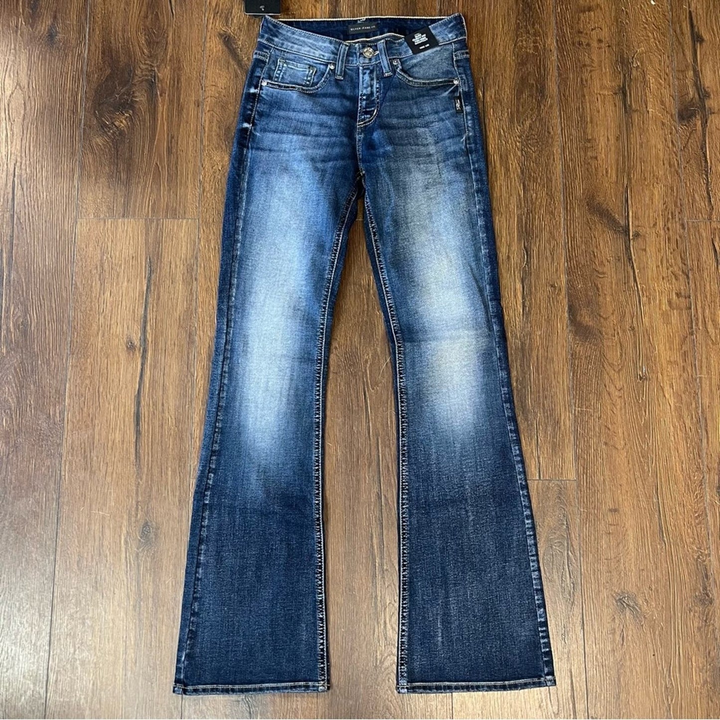 🆕 Silver Jeans Suki Mid Rise Bootcut Jeans SZ 26/2