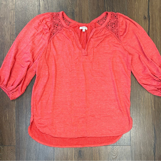 Max studio red three-quarter sleeve crocheted top SZ MED
