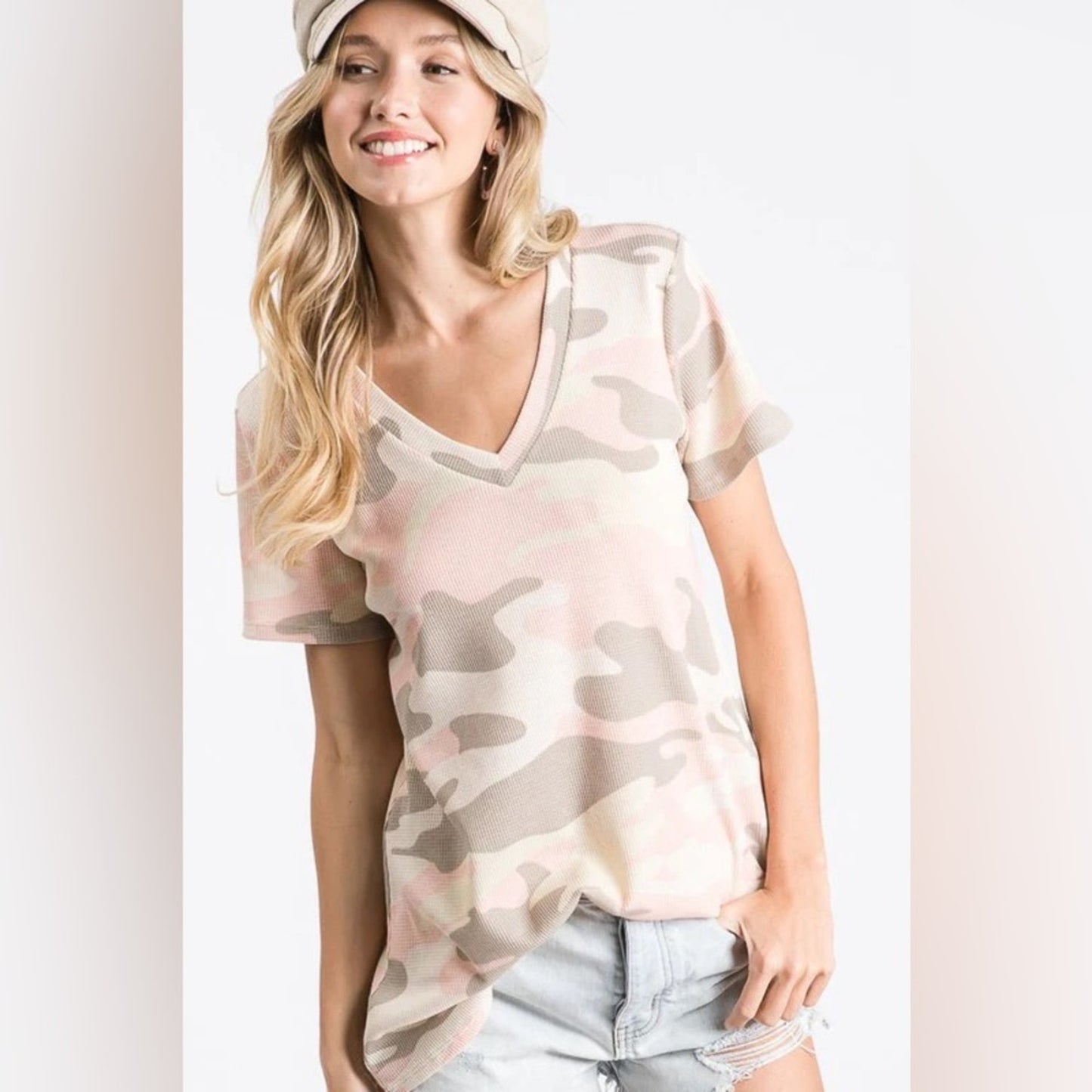 Hemish U.S.A Don't Hide Now Camo Print Tee SZ LG