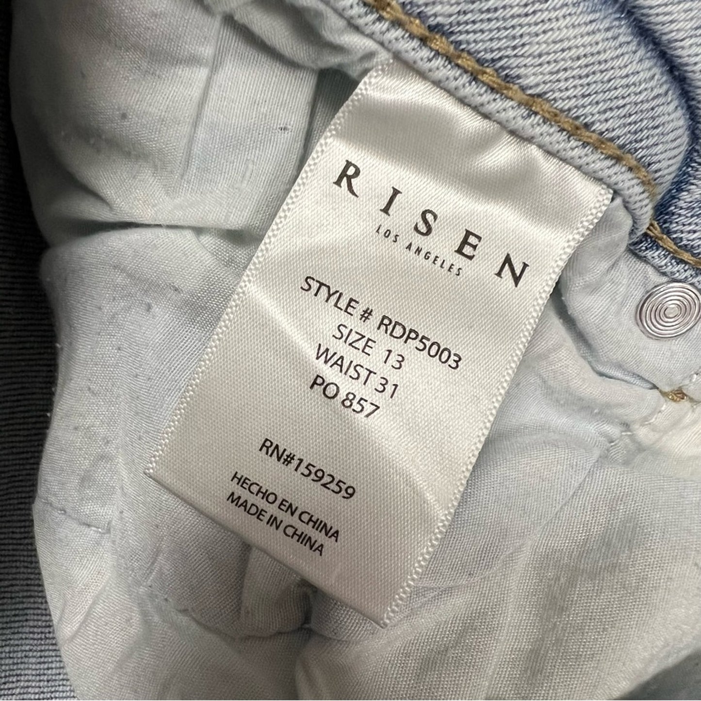 Risen Jean light wash distressed straight‎ leg Jean SZ 13/31