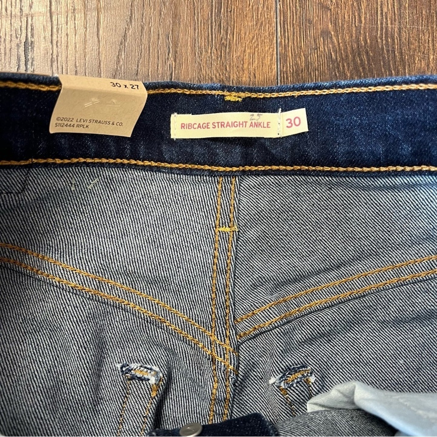 🆕 Levi’s Ribcage Straight Ankle Jeans Dark Wash SZ‎ 30/10