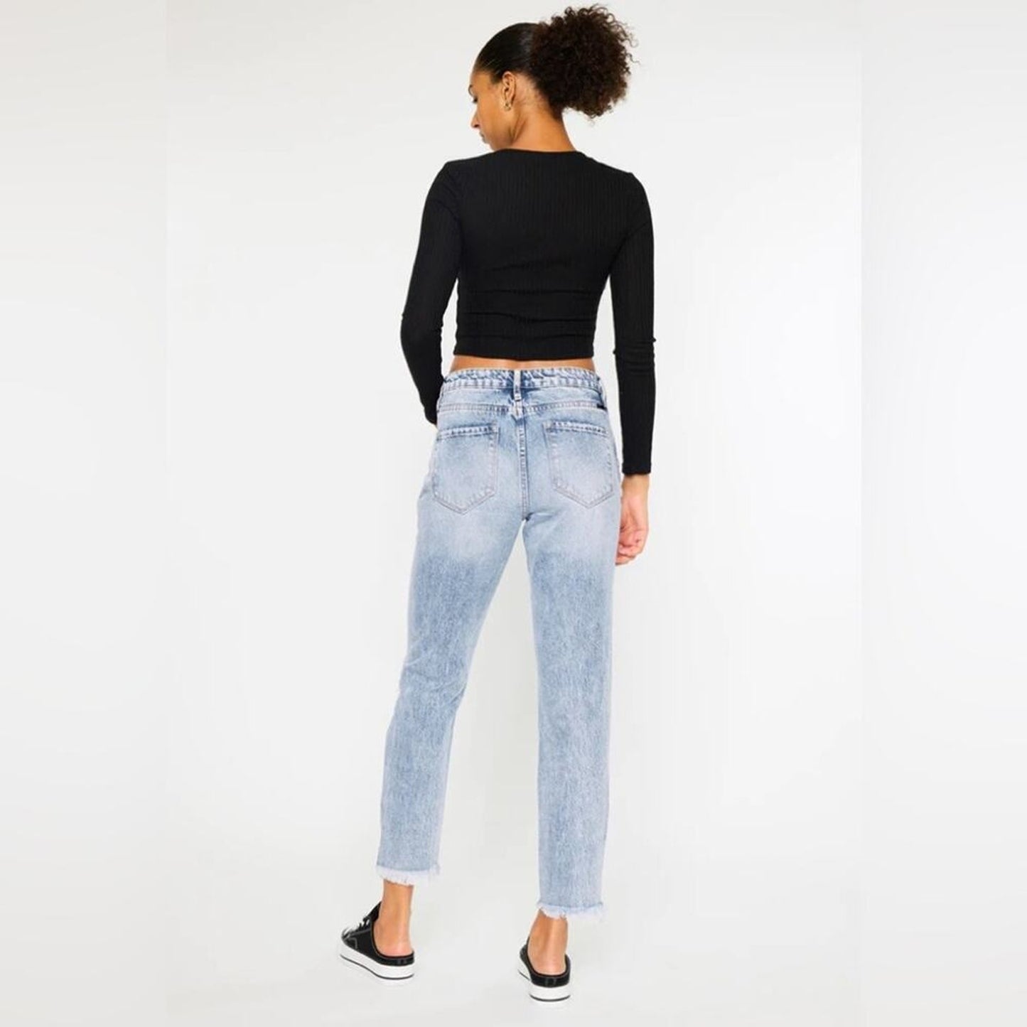 🆕 KanCan Collie High Rise‎ Distressed Mom Jean SZ 11/29