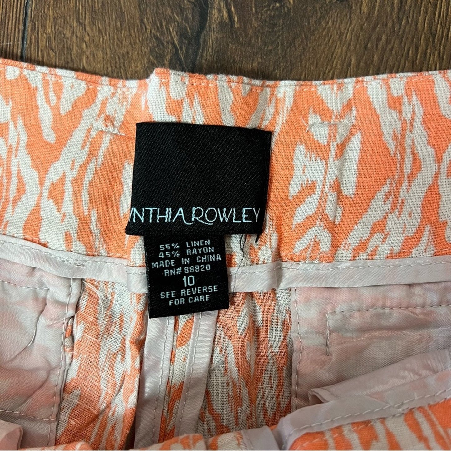 Cynthia Rowley Orange linen blend shorts SZ 10