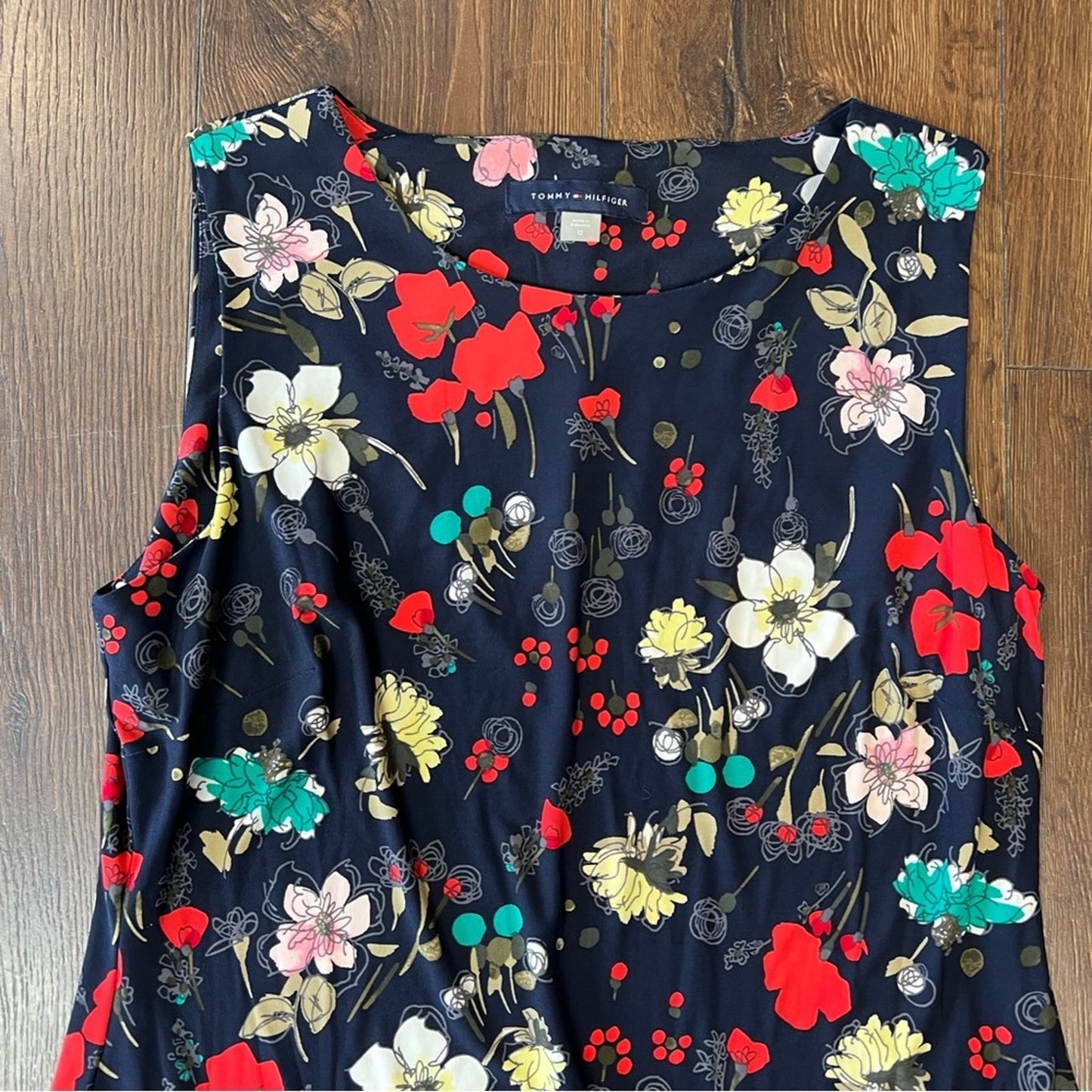 Tommy Hilfiger graphic dress SZ 12