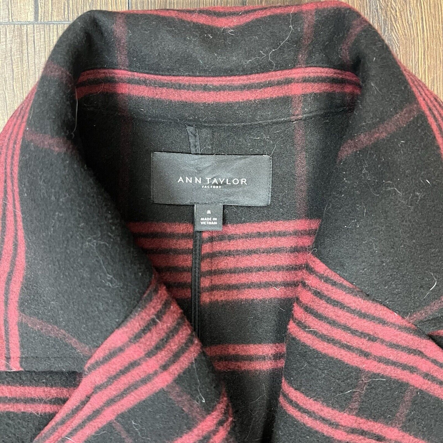 Ann Taylor black and burgundy plaid dress coat Size Med