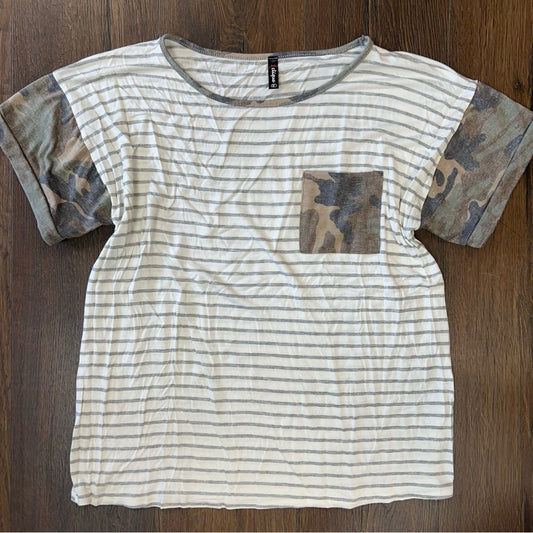 1 Cloque gray striped camo pocket sleeve tee SZ MED