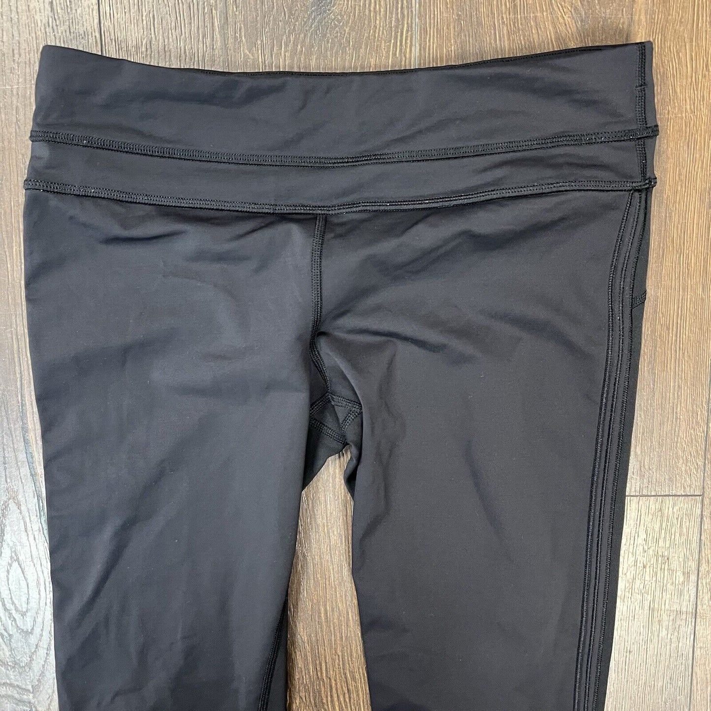 Lululemon Crops Leggings 2 Run Inspire II Pocket Solid Black Mesh Panel SZ 8