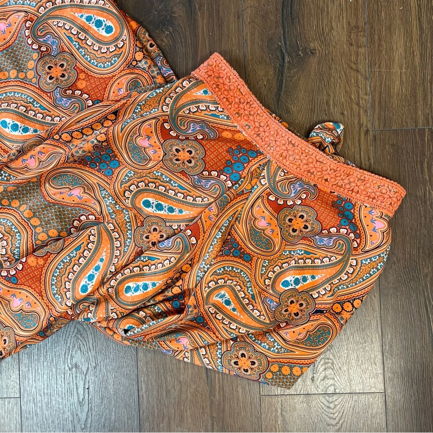 Aakaa rust Paisley, wide leg jumpsuit with open back SZ LG