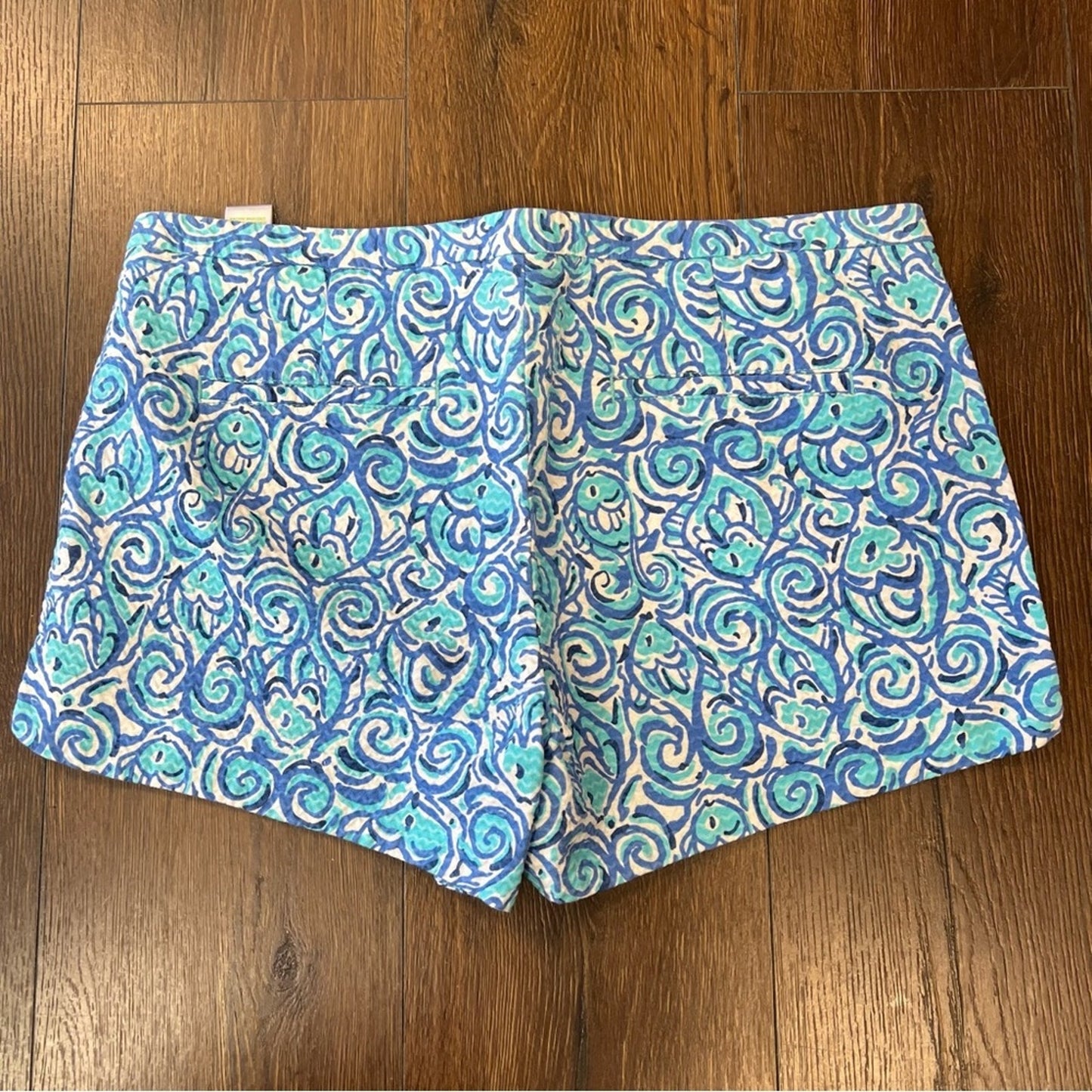 Lilly Pulitzer Adie Chasing Tail Fish Shorts SZ 12
