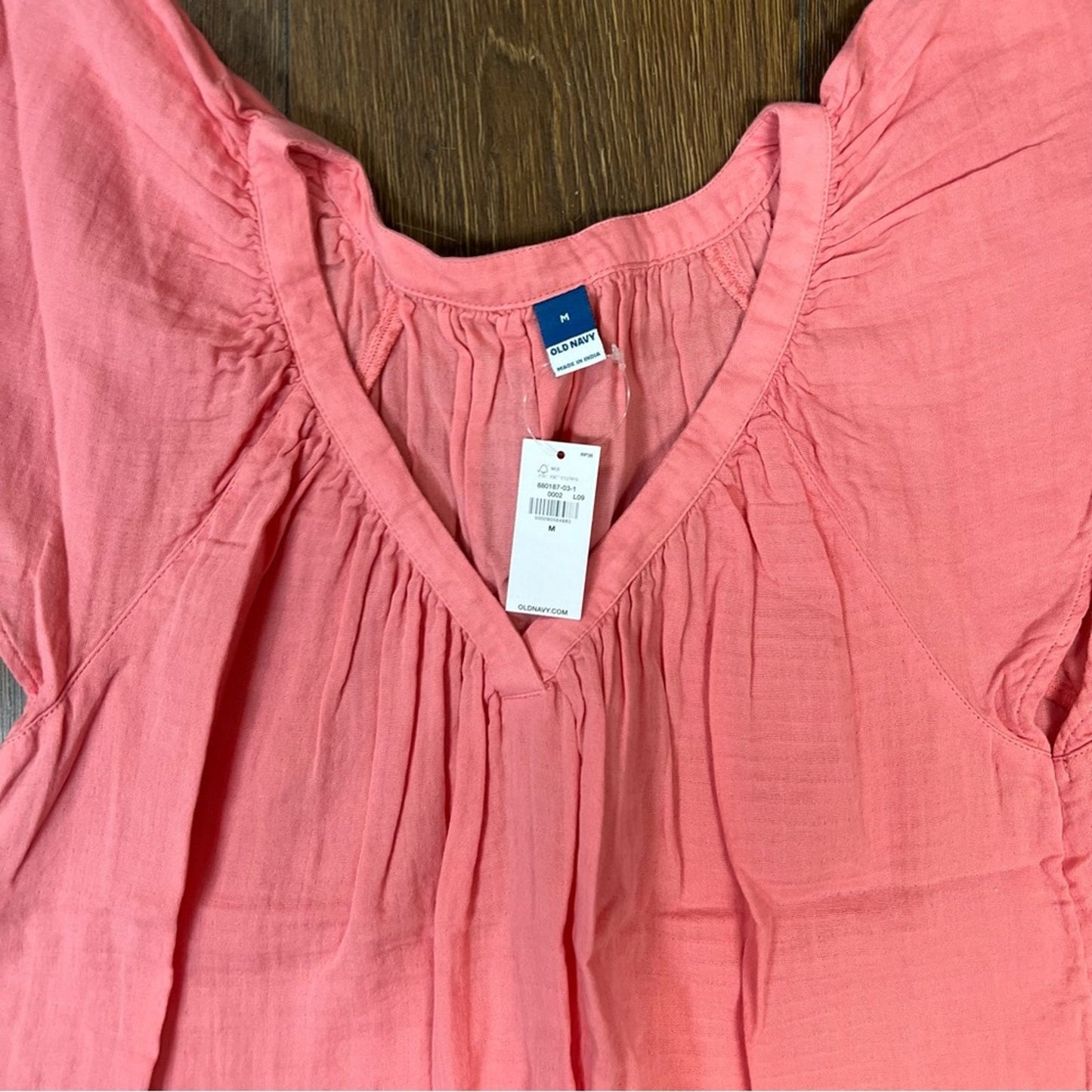 🆕 Old Navy Flutter-Sleeve V-Neck Swing Blouse SZ MED