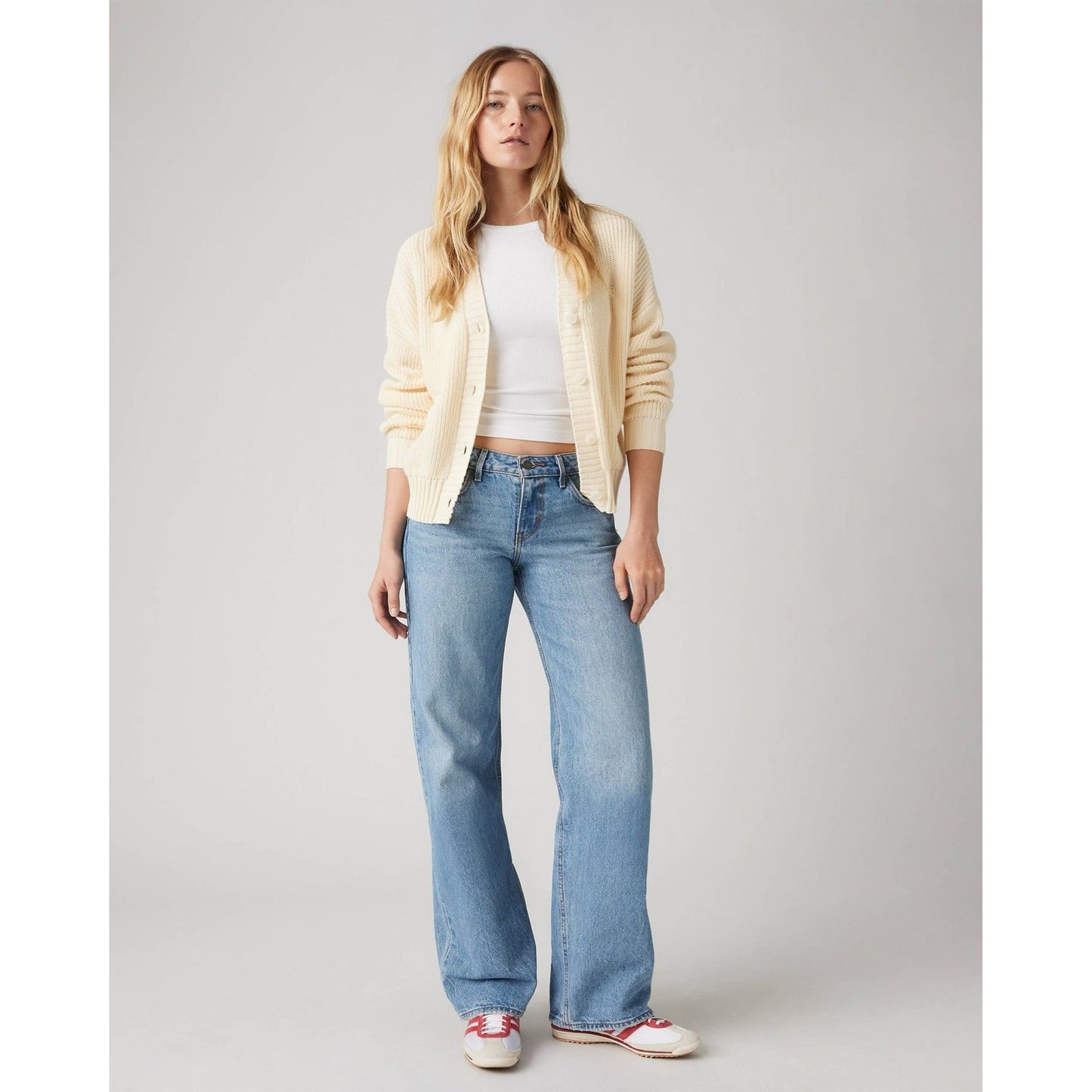 NWT Levi's Premium LOW LOOSE JEANS SZ 32