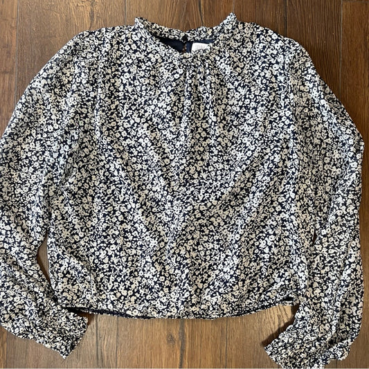 Sienna sky, navy floral blouse SZ LG