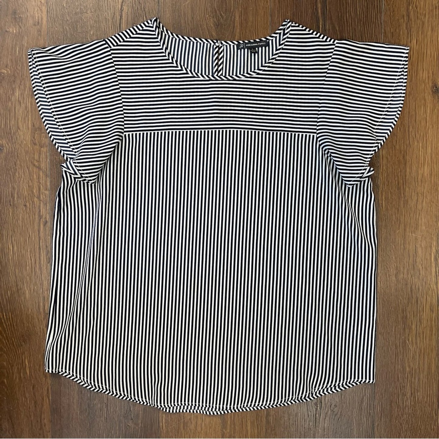 Adrianna papell black striped blouse SZ LG