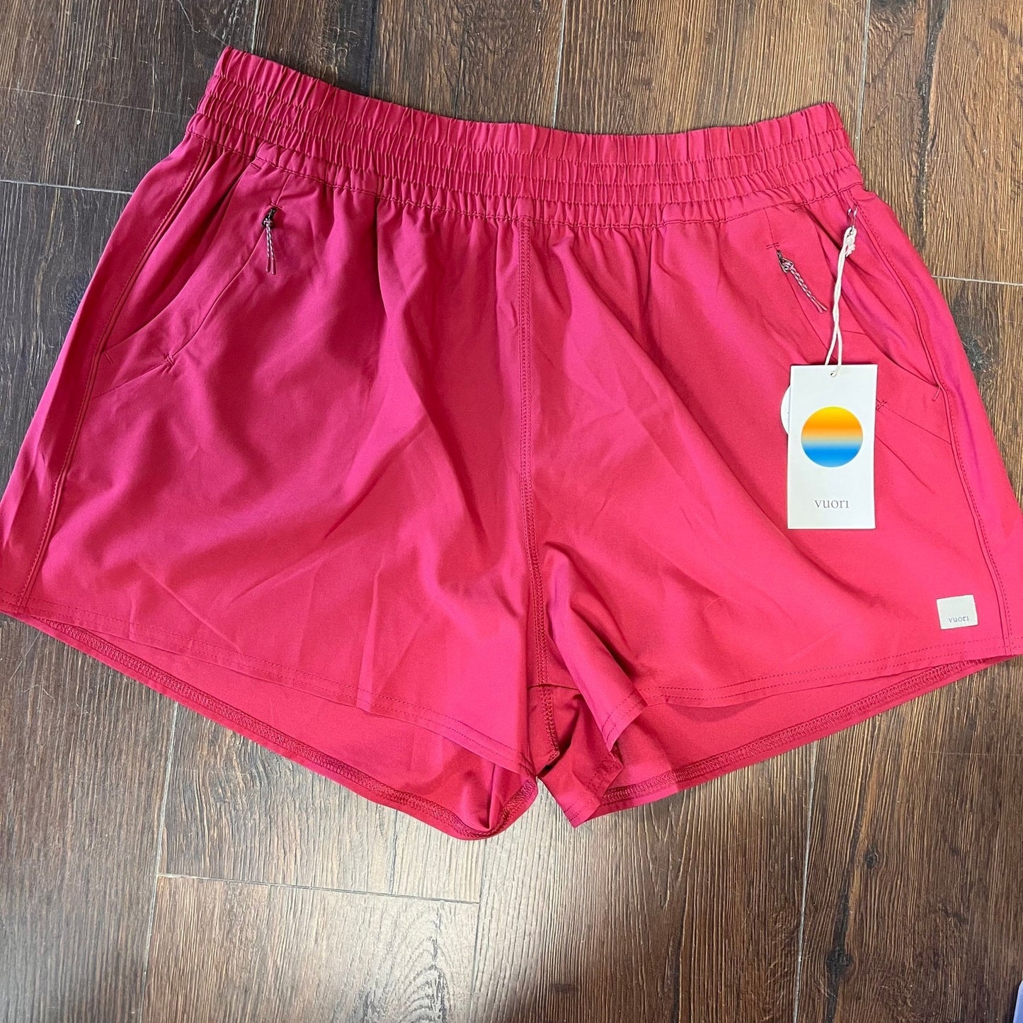 NWT VUORI dash shorts 2.0 pinot SZ XL