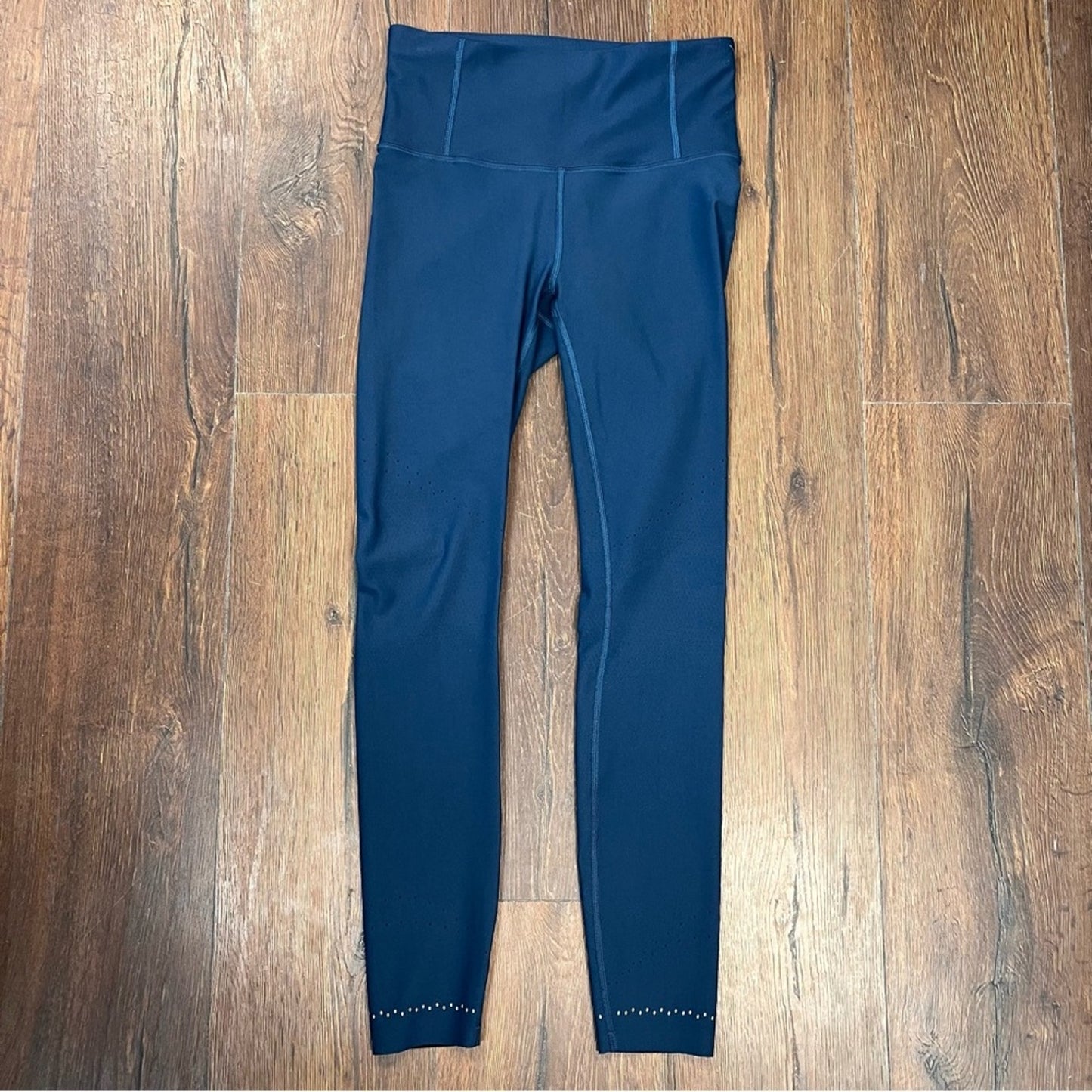 Lululemon Women’s Zoned In Tight *27" Night Diver SZ‎ 8
