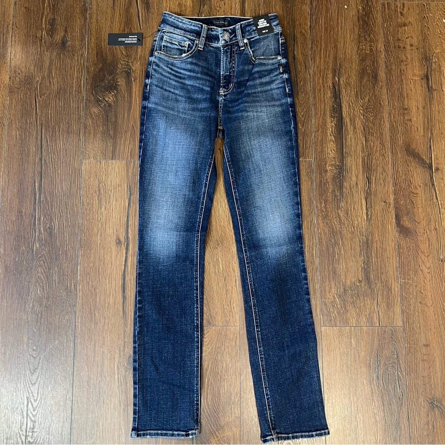 🆕 Silver Jean Avery High Rise Straight Leg Jeans SZ 26/2