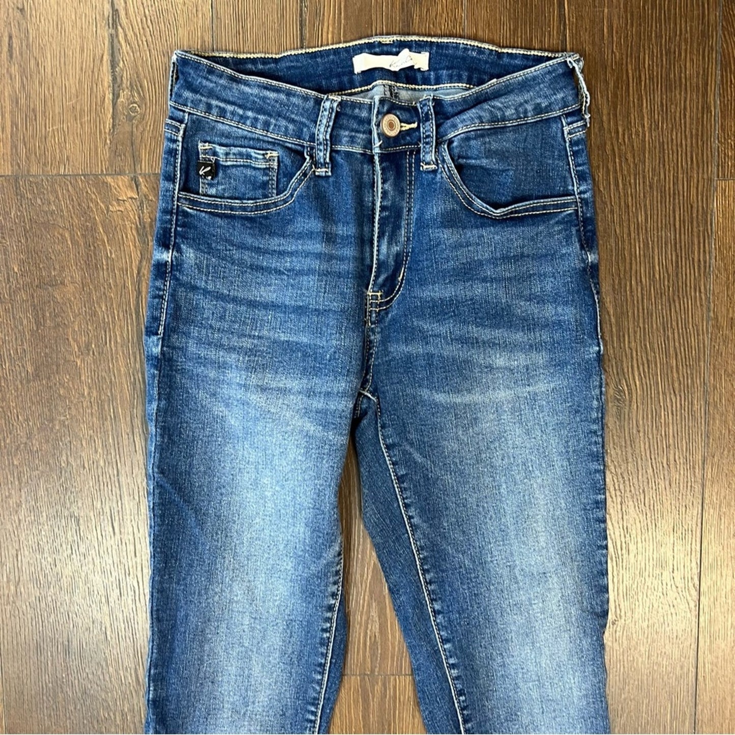 KanCan Madison mid rise super skinny Jean SZ 5/26