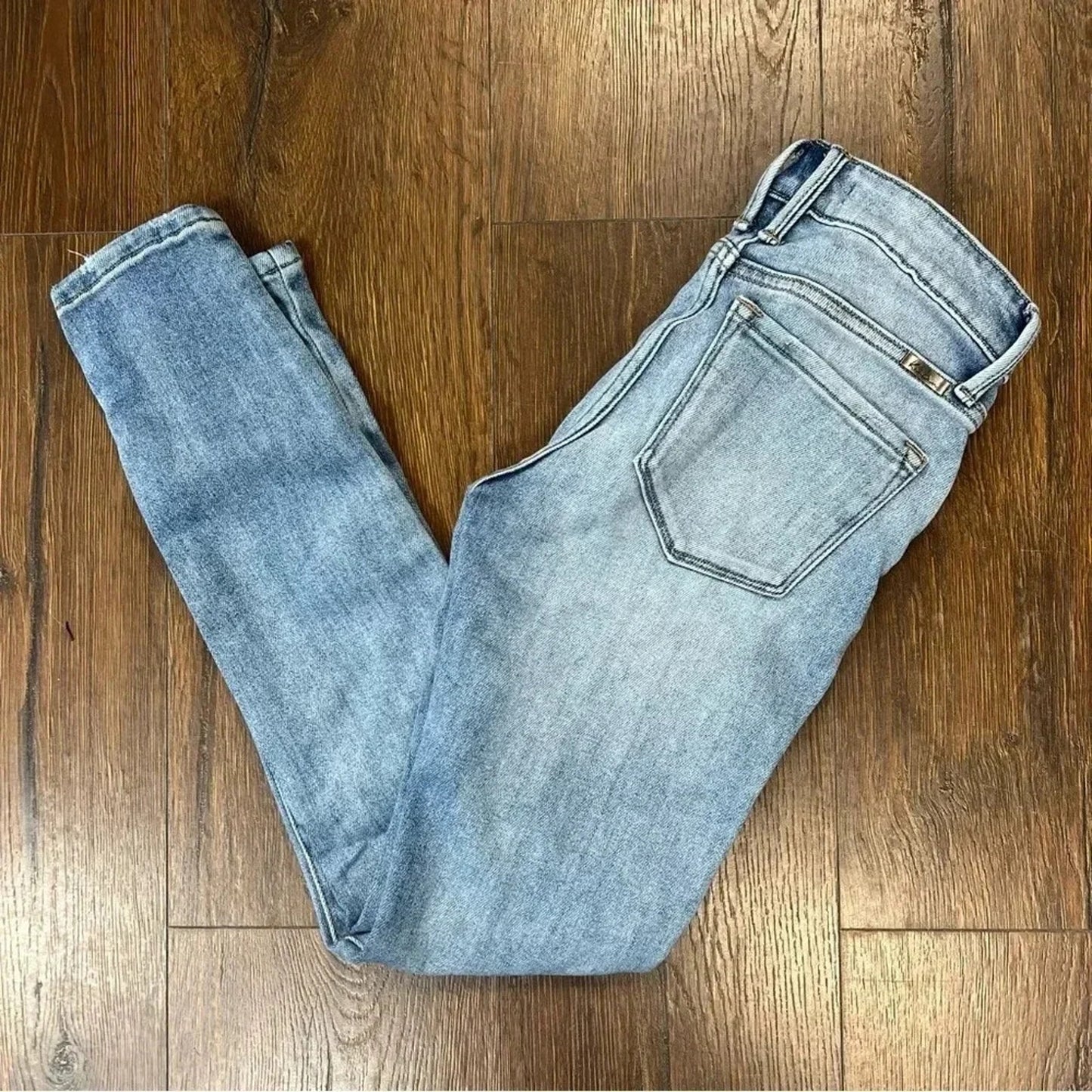 KanCan Skinny High Rise Jean SZ 25/0