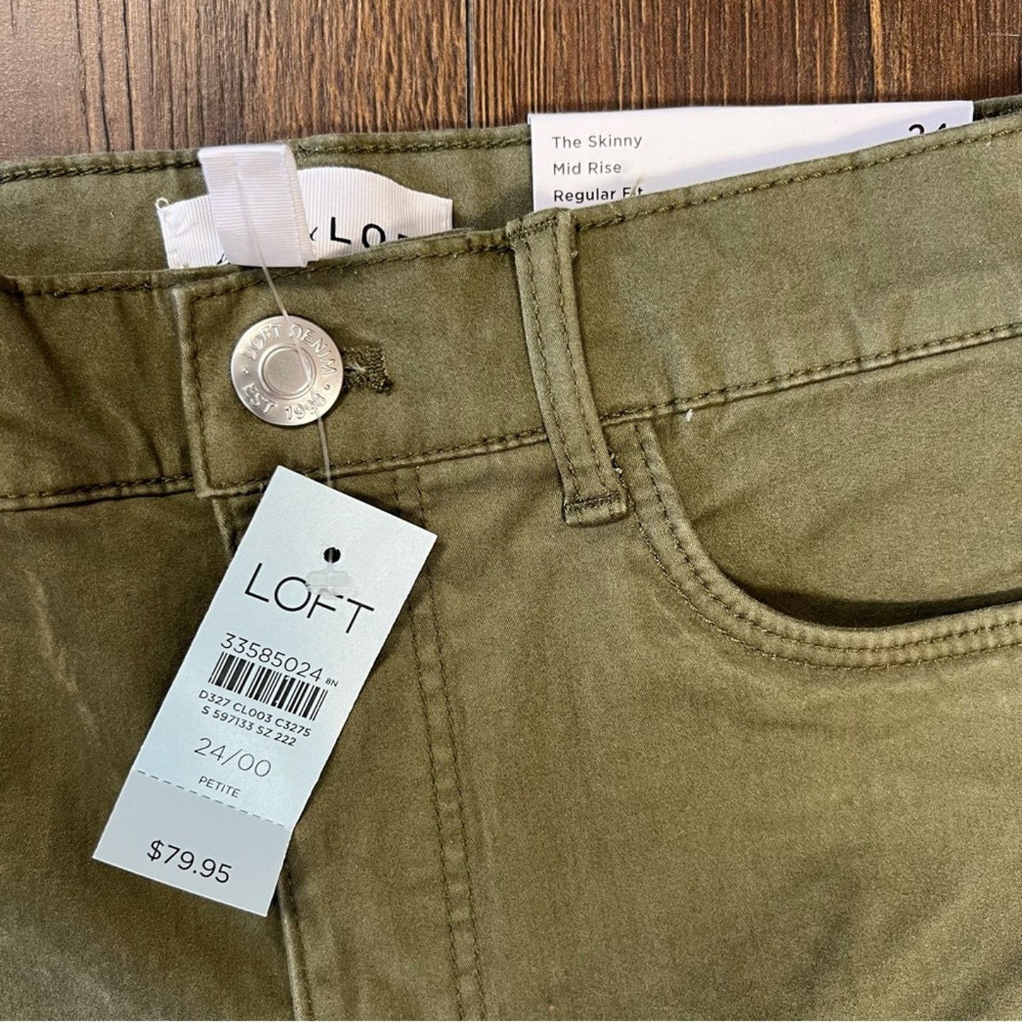 🆕 LOFT Olive midrise skinny pants SZ 24/00