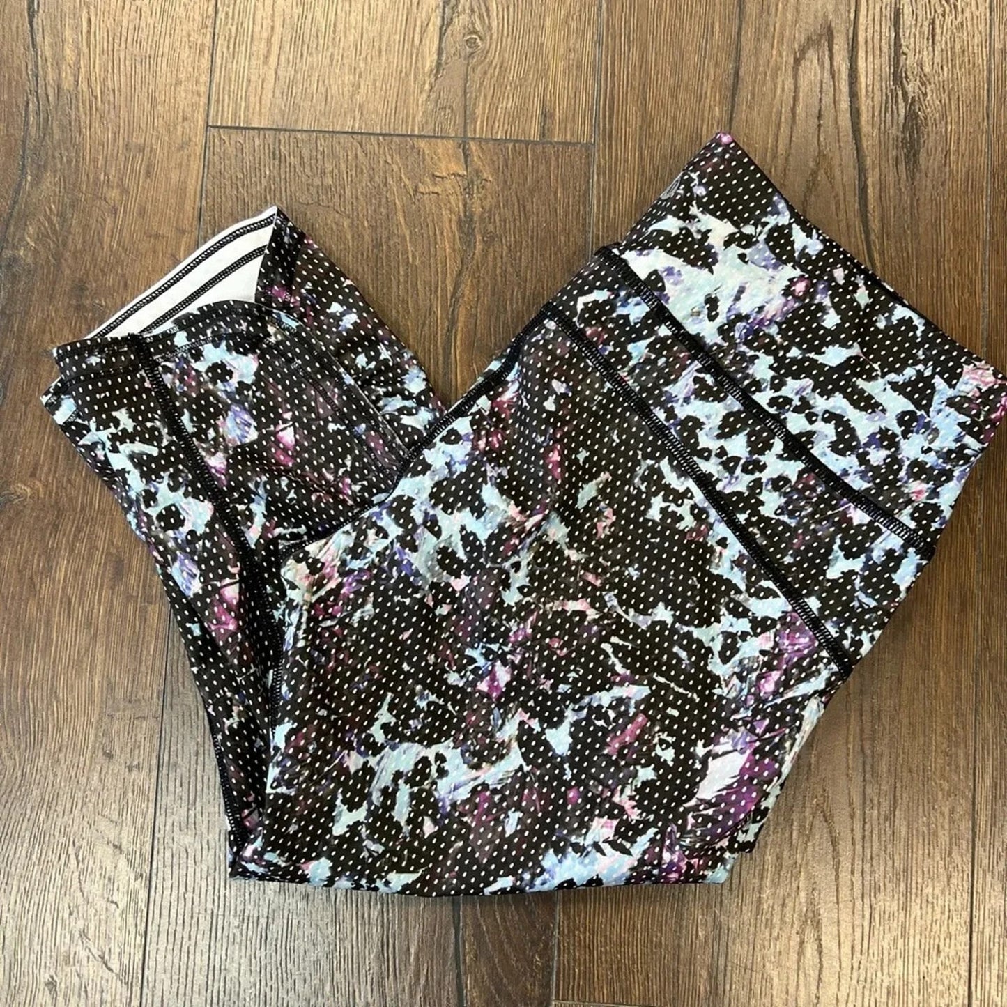 Lululemon‎ Top Speed Crop *Full-On luxe SZ 8