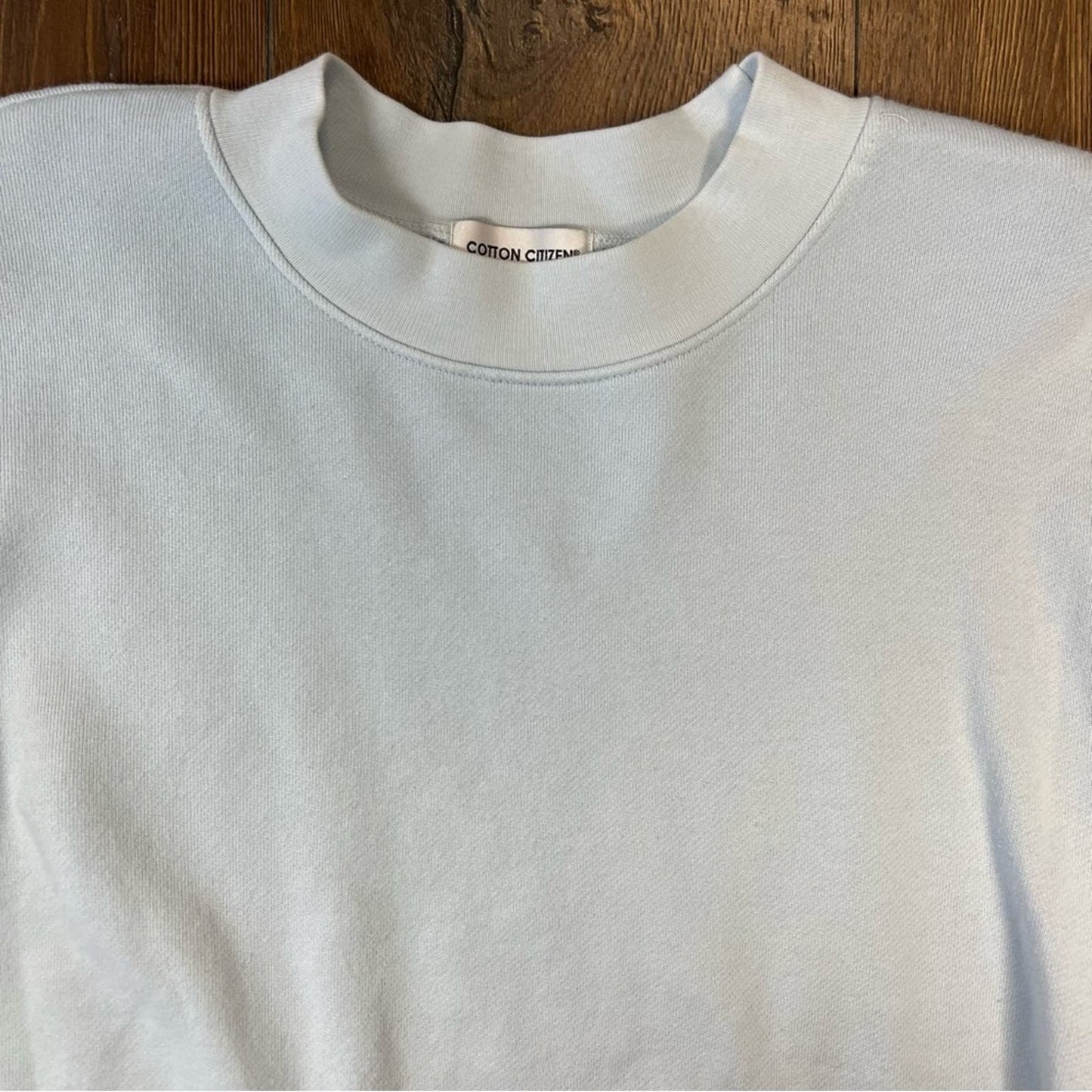 Cotton citizen soul cycle pale blue crew neck cropped sweatshirt SZ LG