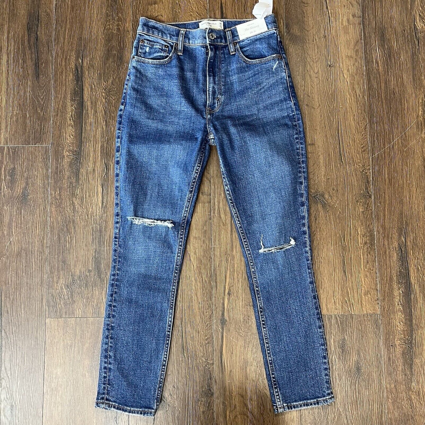 🆕 Abercrombie & Fitch High Rise Skinny Jeans SZ 2 Short