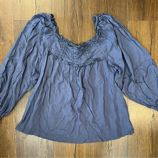 Solitaire dusty blue baby doll blouse SZ LG