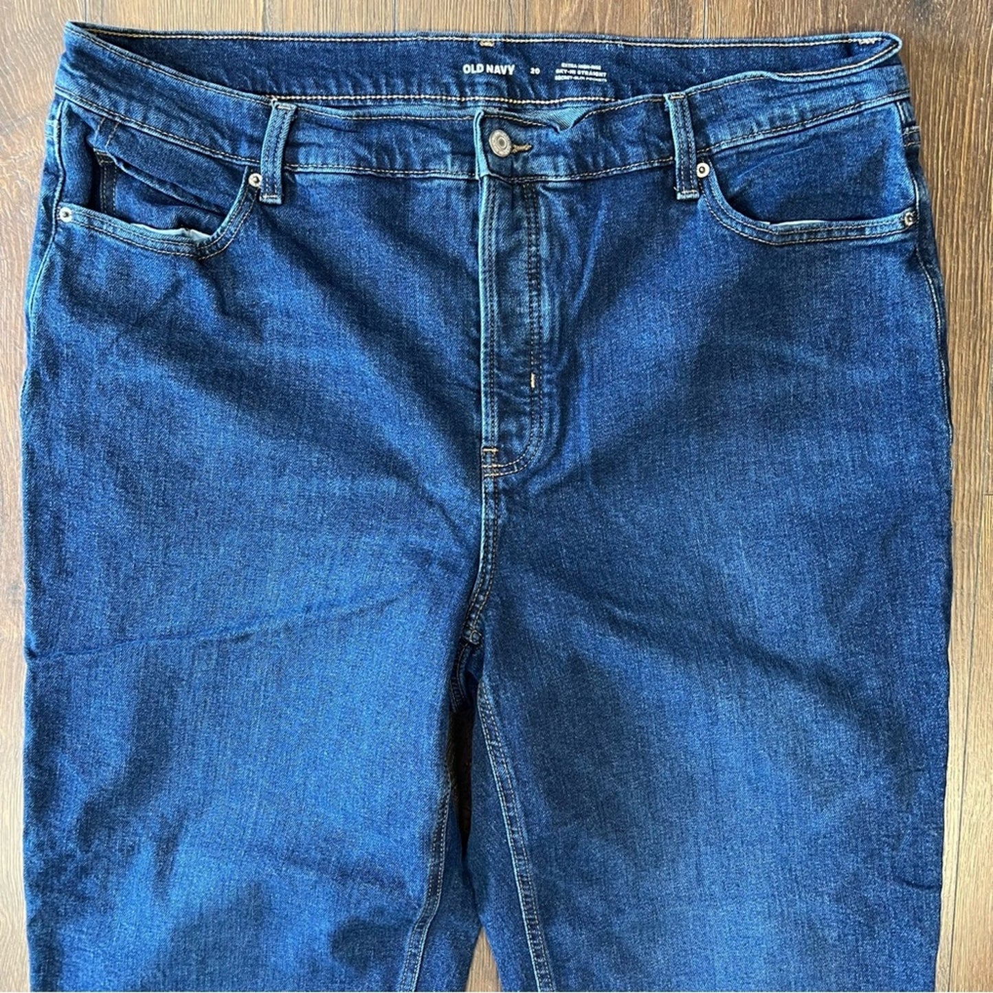 Old Navy extra high-rise sky high straight jeans SZ 20
