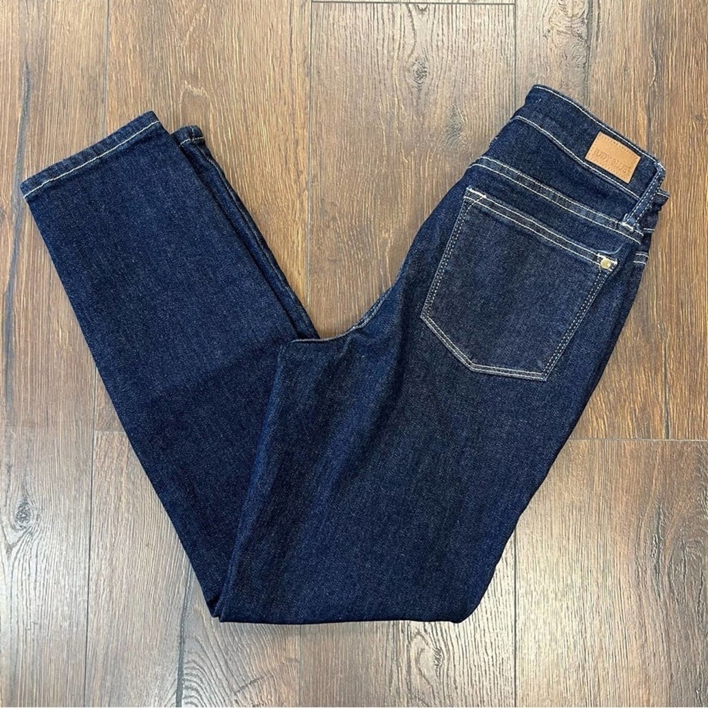 Judy Blue Indigo Blue High Rise Mom Fit SZ 1/25
