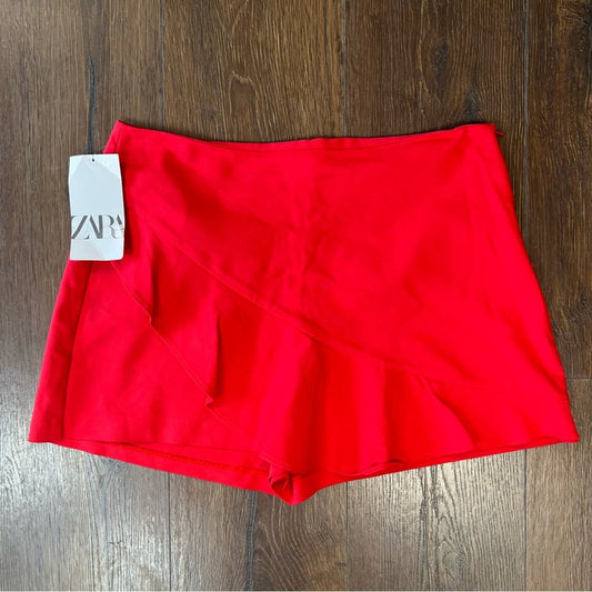 🆕 Zara red ruffle front skort SZ LG