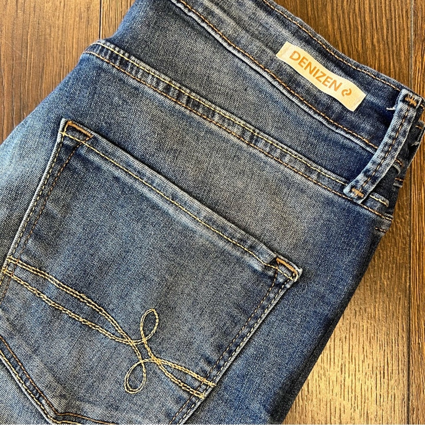 DENIZEN high-rise ankle skinny jeans from Levi SZ 4S