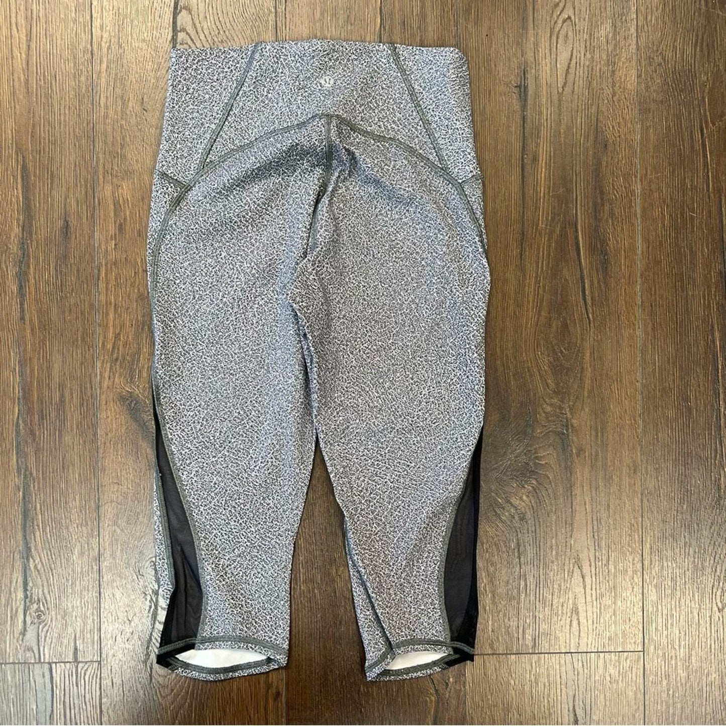 Lululemon Train Times Crop 17" Leggings SZ 8