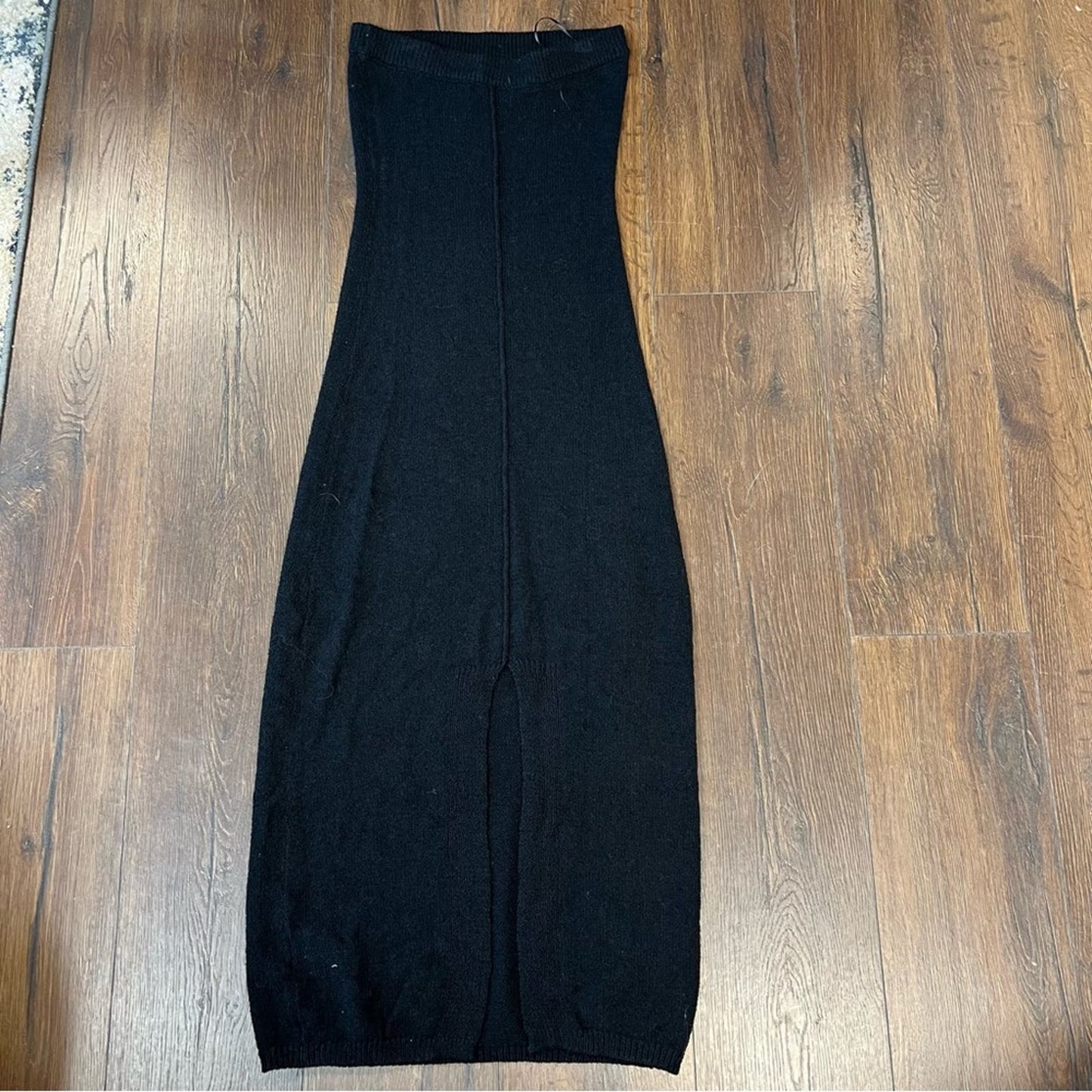 🆕 Blue Blush black sweater tube maxi dress SZ MED
