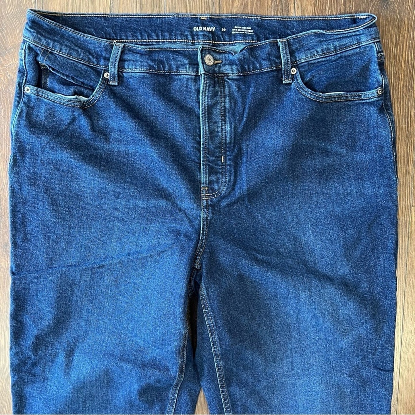 Old Navy extra high-rise sky high straight jeans SZ 20