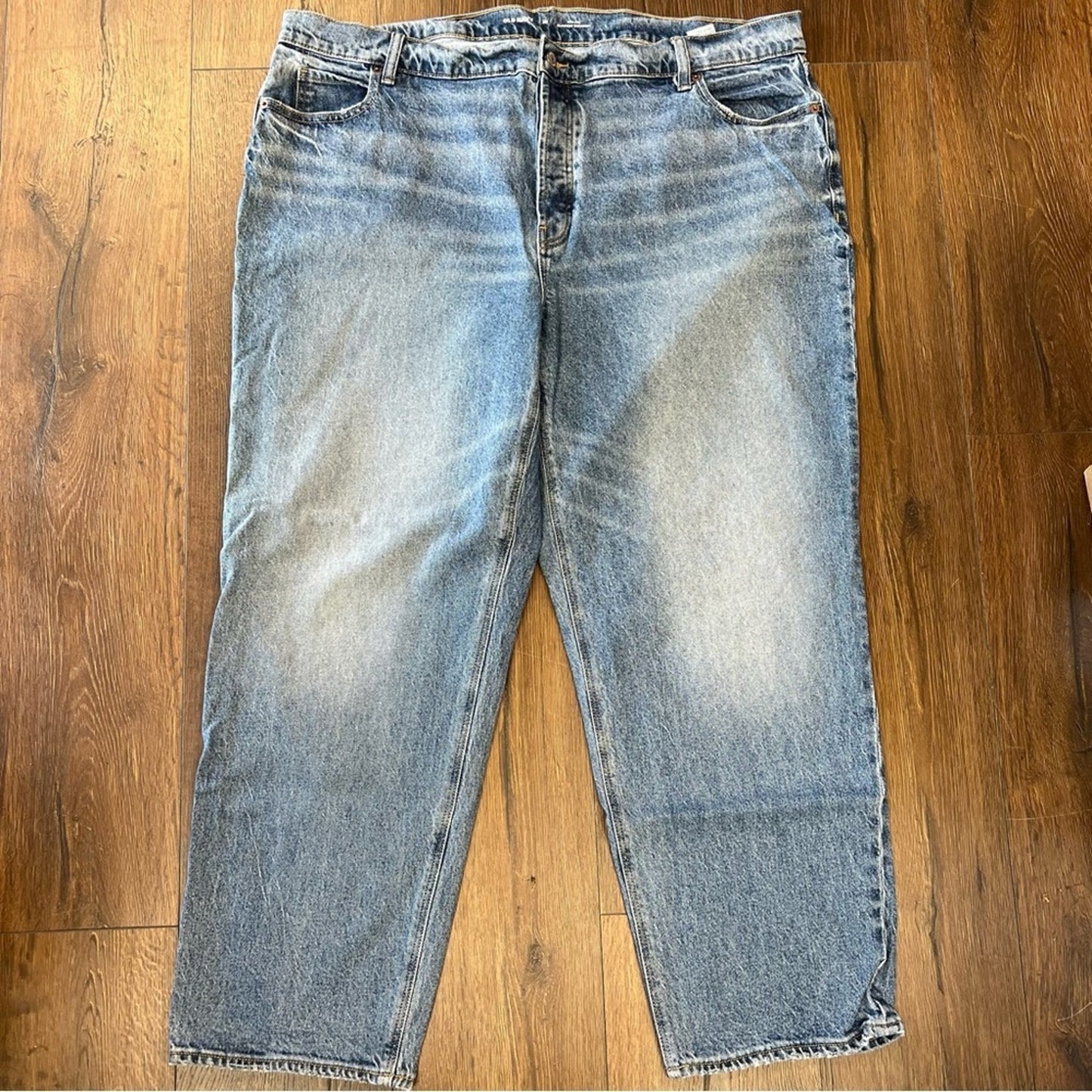 Old Navy high-rise slouchy straight SZ 20