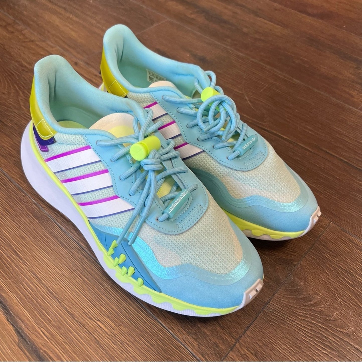 Adidas Originals Choigo Hazy Sky Hi-Res Yellow Training Shoe SZ 8
