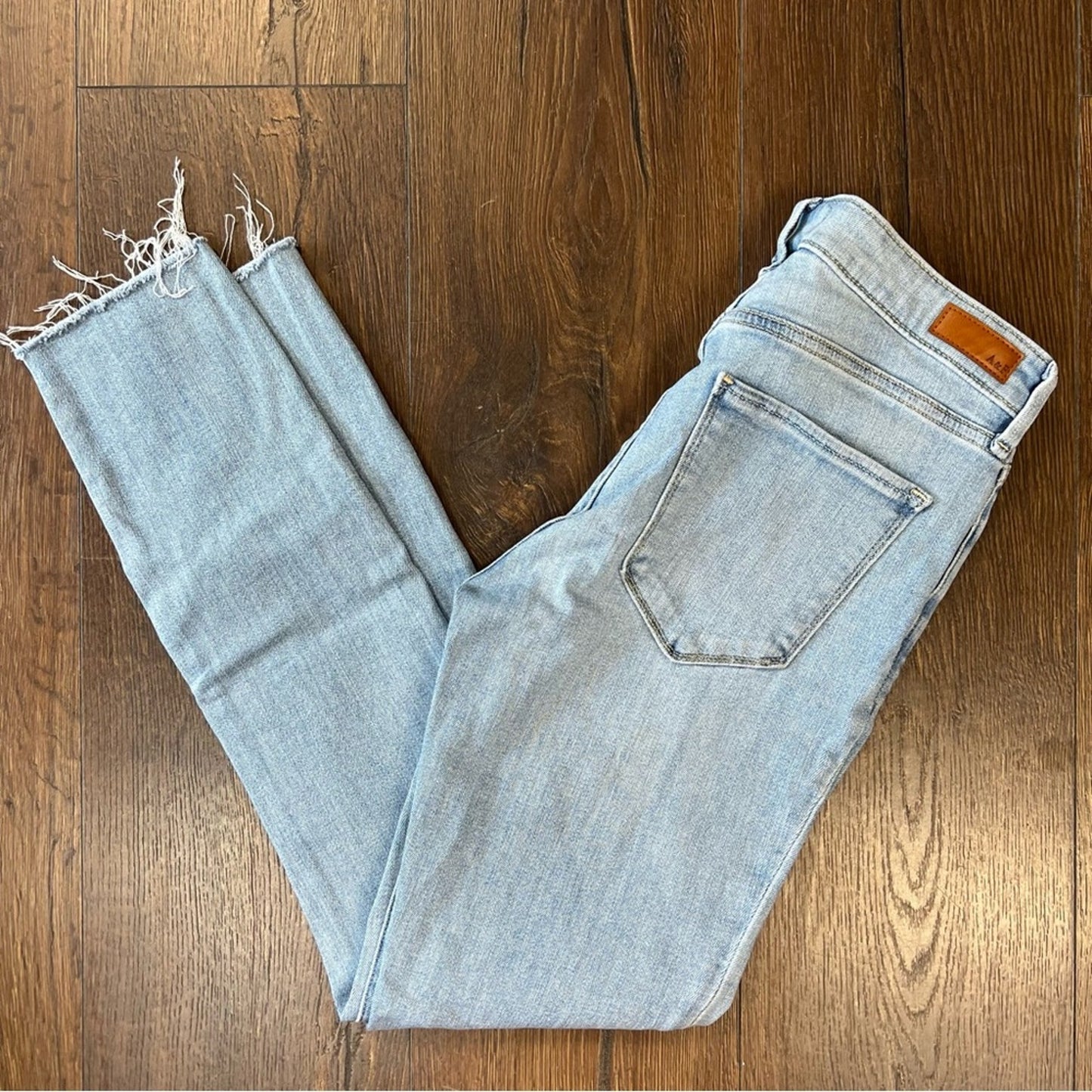 Abercrombie & Fitch skinny jeans SZ 28/6L