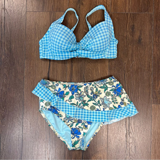 Lands’ End two-piece bikini SZ 6